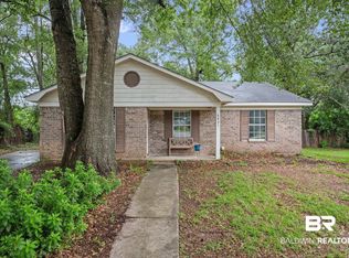 6831 Joy Ct, Theodore, AL 36582