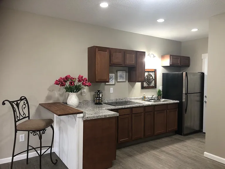 404 E Bellefontaine St #1 — Photo 1