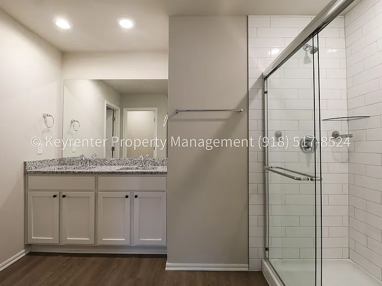 1308 Sunstone St — Photo 36