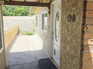 209 N Valley Center Ave #B, Glendora, CA 91741
