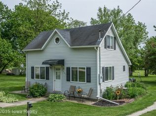 2043 2nd St, Indianola, IA 50125