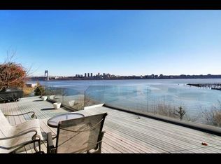 7 Palisade Plz, Edgewater, NJ 07020