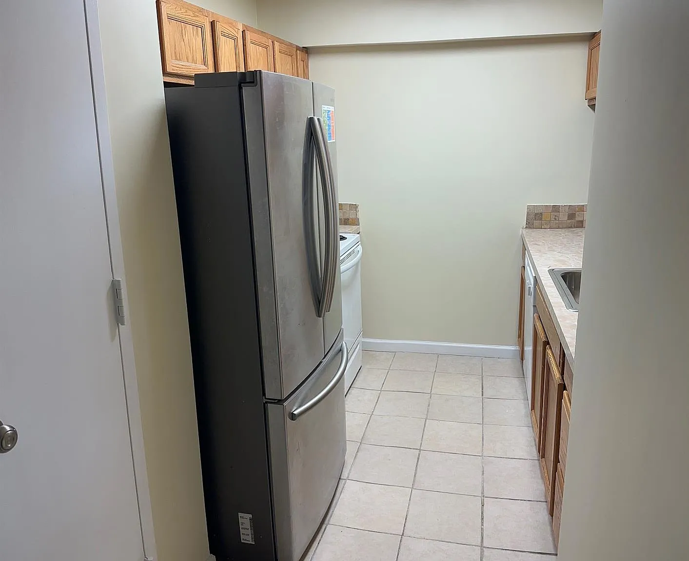 2 bed, 1.0 bath, 900 sqft, $2,700 — Photo 3