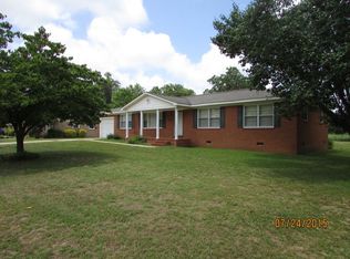 412 Heathwood Dr, Aiken, SC 29803
