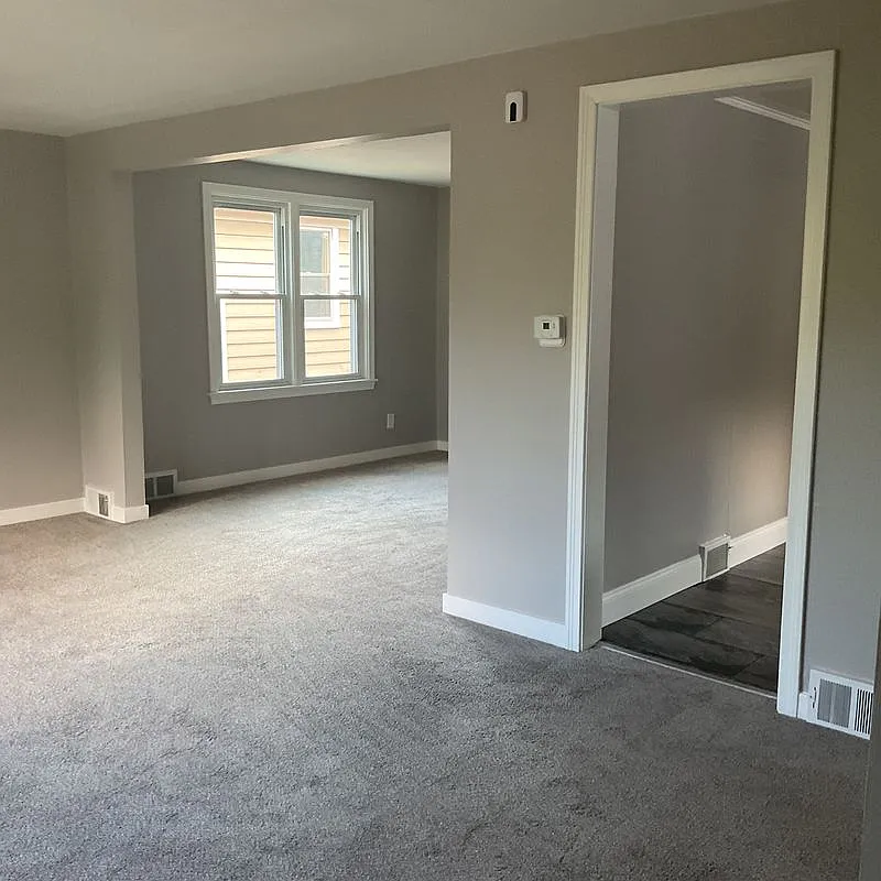 2 bed, 1.0 bath, 850 sqft, $1,400 — Photo 2