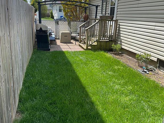 4th image of 53 Ideal Ave