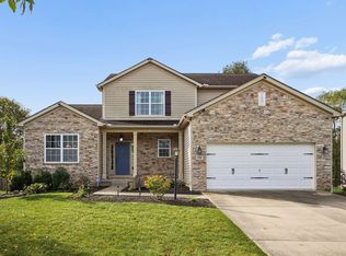 598 Preston Trails Dr, Pickerington, OH 43147