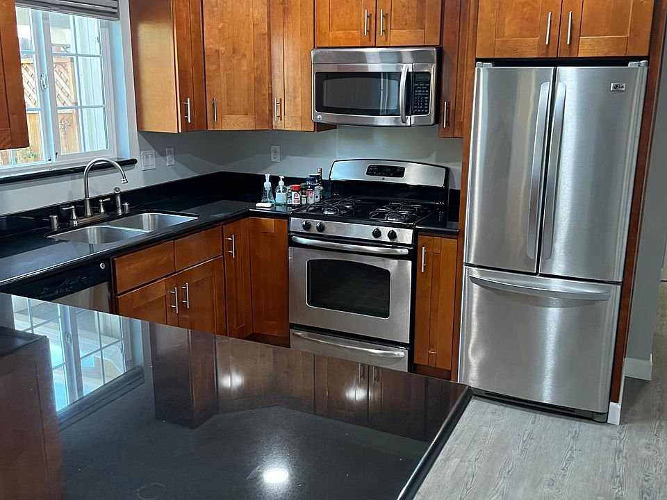 1st image of 1256 Poplar Ave APT C