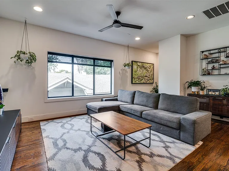 5604 Lindell Ave — Photo 10