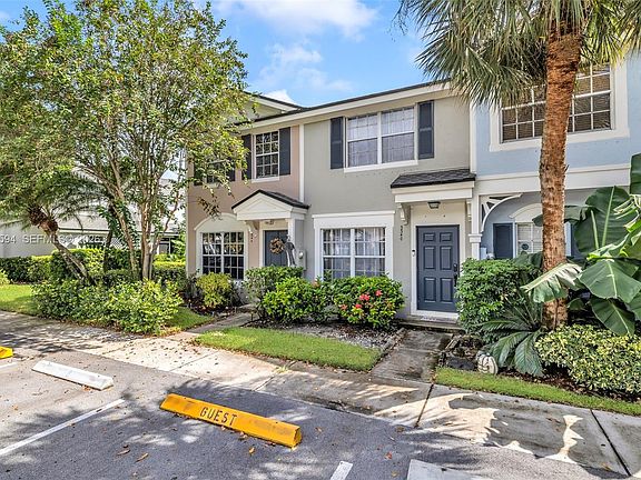 2nd image of 3340 Confetti Ln #79-9