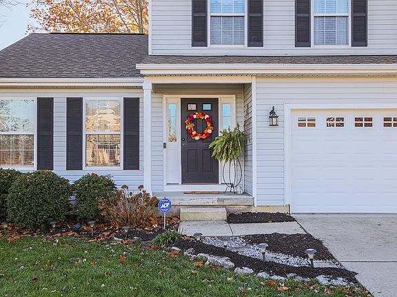 3rd image of 2073 River Birch Dr