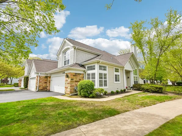 1058 Providence Ln, Buffalo Grove, IL 60089