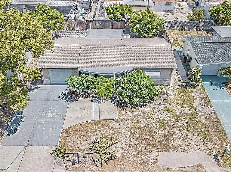 5113 Moog Rd — Photo 3