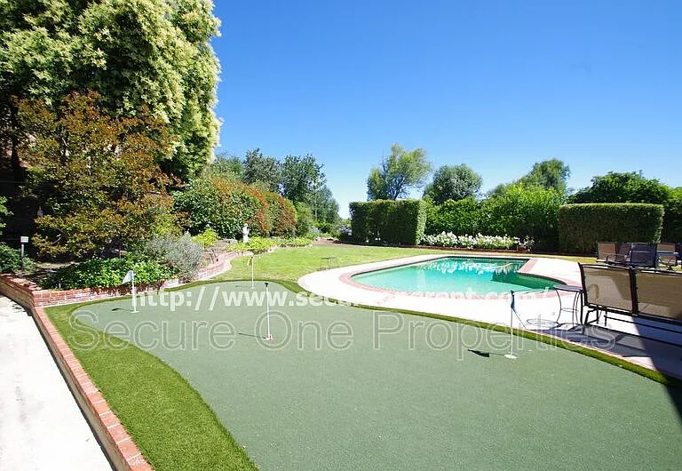 5827 Fairhaven Ave — Photo 35