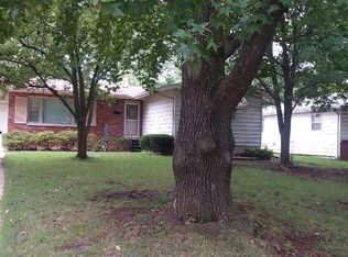 1933 S Newton Ave, Springfield, MO 65807