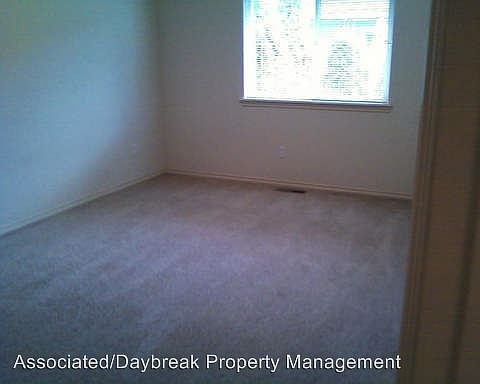 2nd image of 7004 Willow Pl APT 2