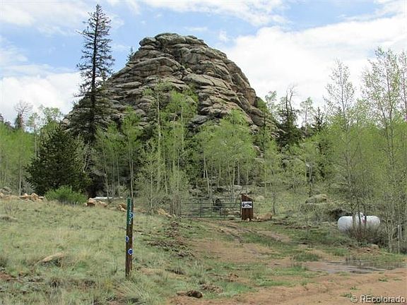 3rd image of 1392 Longbow Dr
