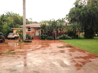 15001 N Spur Dr, Miami, FL 33161