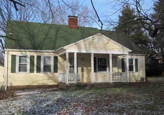 1st image of 434 W 6th St