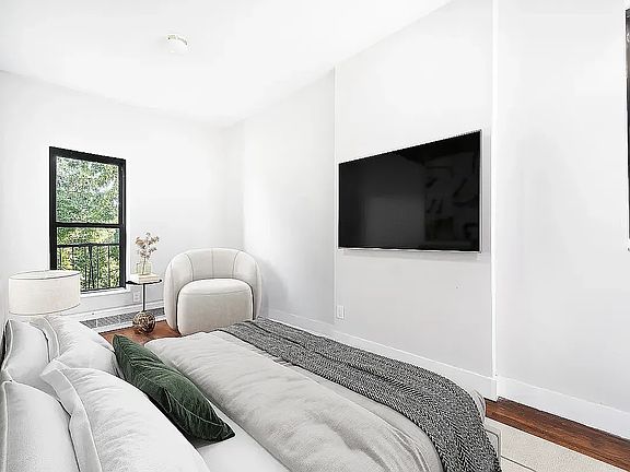 4th image of 838 Jefferson Ave #L-3