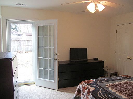 4th image of 300 Fernwood Dr
