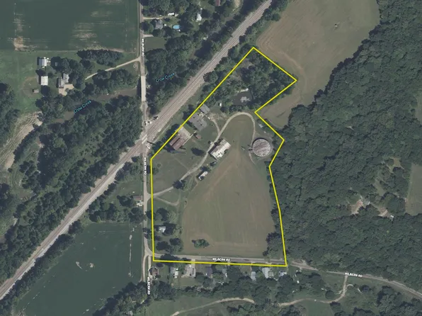 176 Wilbern Rd, Washburn, IL 61570
