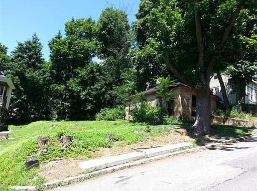 2nd image of 11 Forestdale Rd