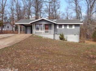 51 Columbia Dr, Cherokee Village, AR 72529