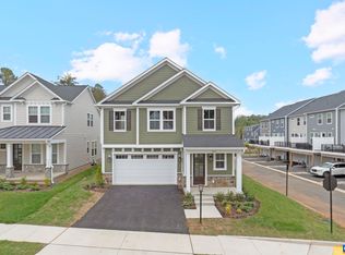 24 Sablewood Dr, Charlottesville, VA 22911