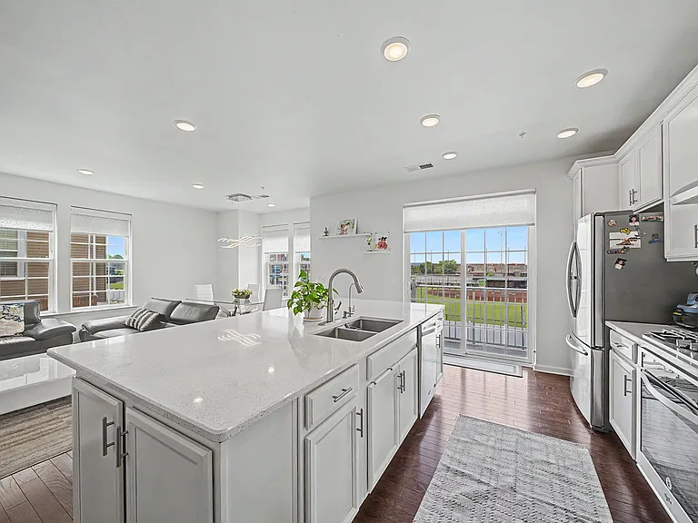 161 Wesmont Dr — Photo 16