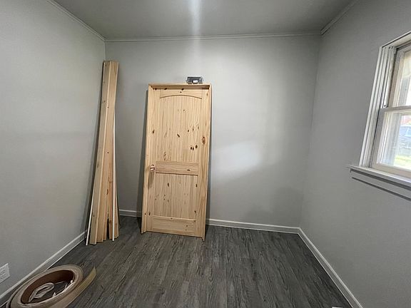 4th image of 50 Rochester St