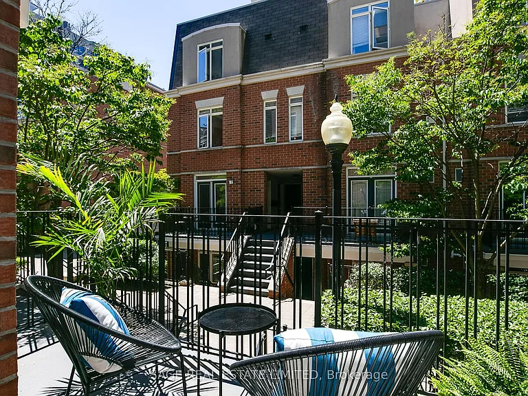 415 Jarvis St #227 — Photo 21