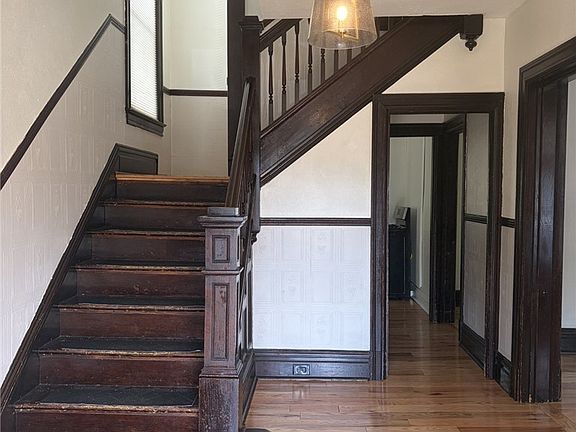 5th image of 325 N Balph Ave