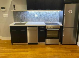 245 Boerum St #1, Brooklyn, NY 11206
