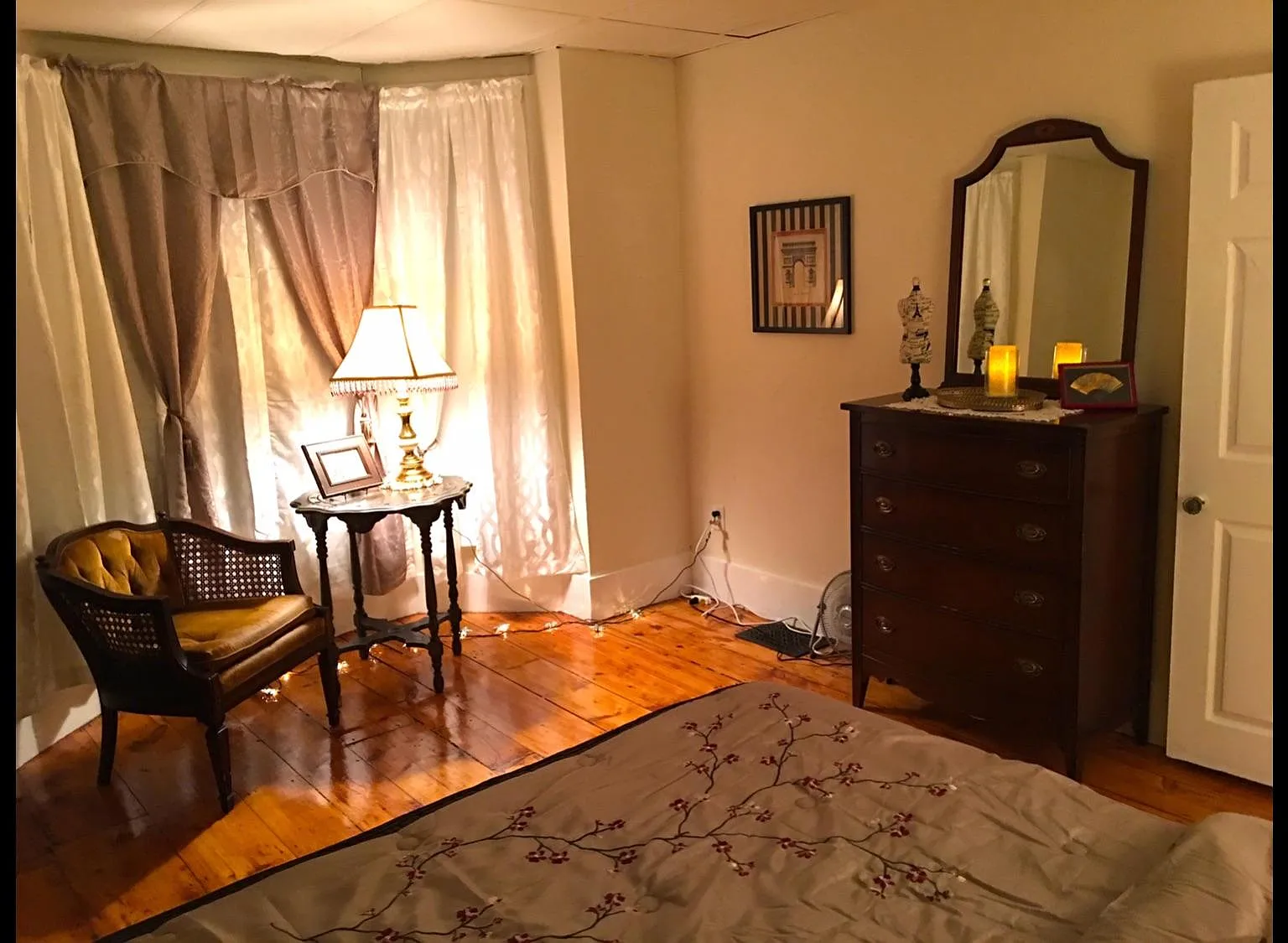 2 bed, 800 sqft, $2,600 — Photo 4