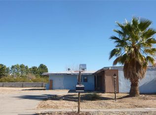 1655 Country Club Cir, Las Cruces, NM 88001