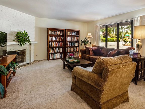 5th image of 5655 Cypress Point Dr