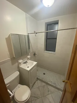 Rented by Guidance Realty Corp. | media 8