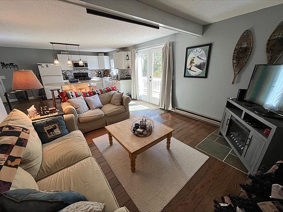 4th image of 24 Ledgewood Road #10