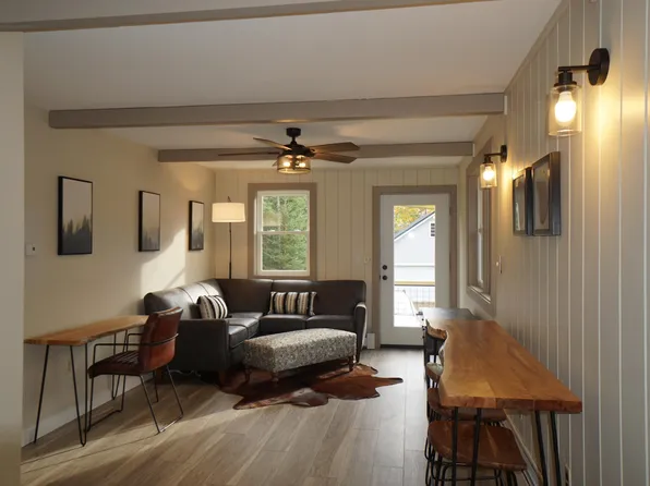 9 Sunset Avenue, Greenville, ME 04441