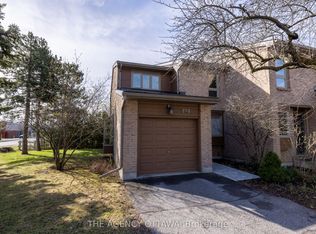 710 Coronation Ave #62, Ottawa, ON K1G 4G7