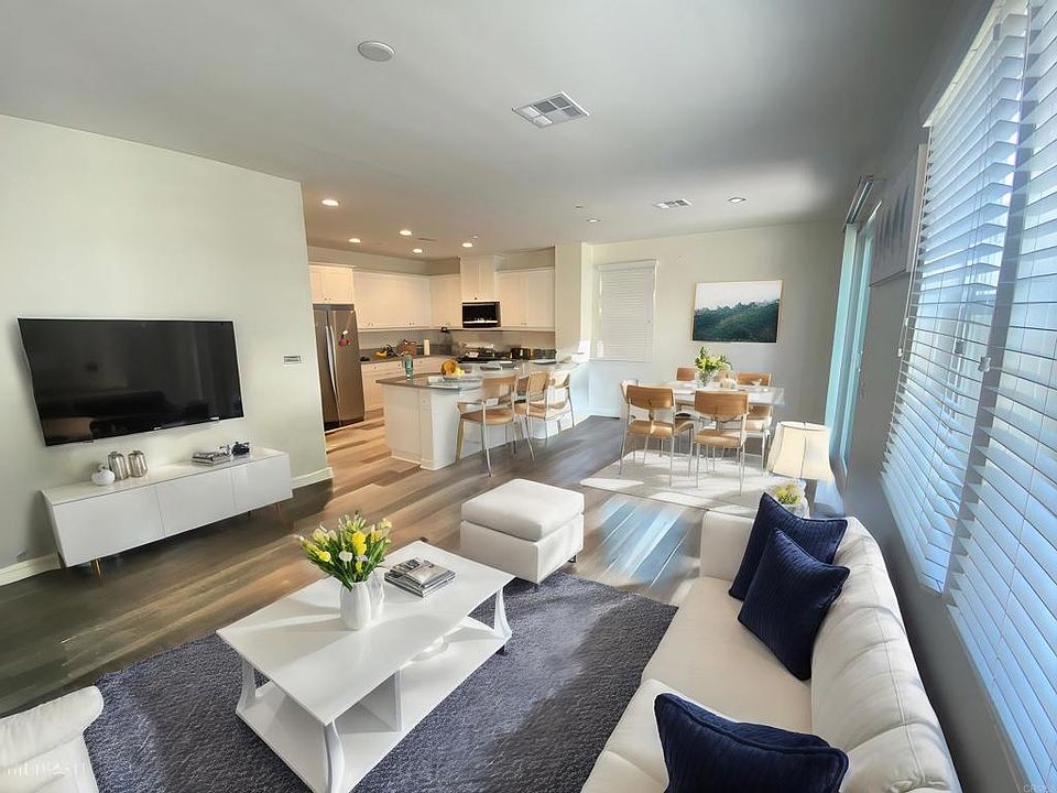 1st image of 4126 Via Del Rey #7