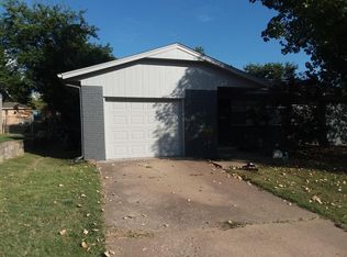 120 W 31st Pl S, Sand Springs, OK 74063