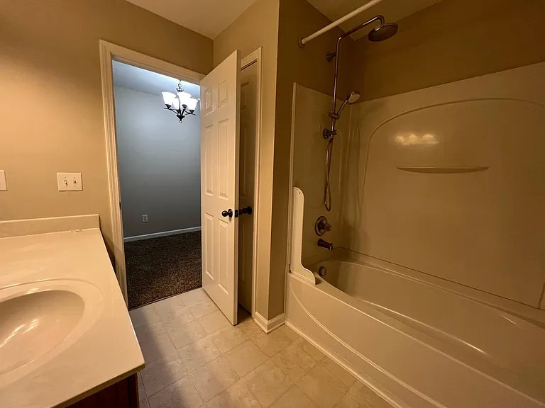 6170 Sparkling Cove Ln — Photo 27