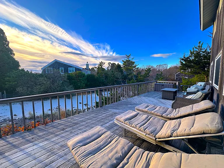 11 Pine Way — Photo 10