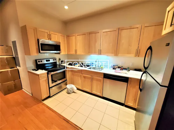 407 Washington St, Boston, MA