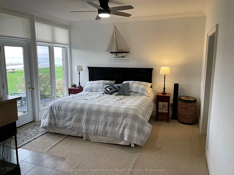 871 Suncrest Cir — Photo 14