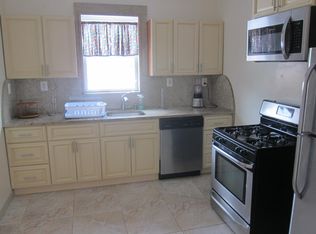 5 Green St APT 2, Boston, MA 02130