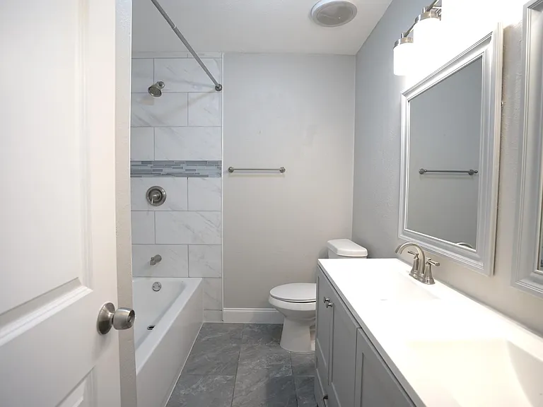 619 Todd Ct — Photo 12