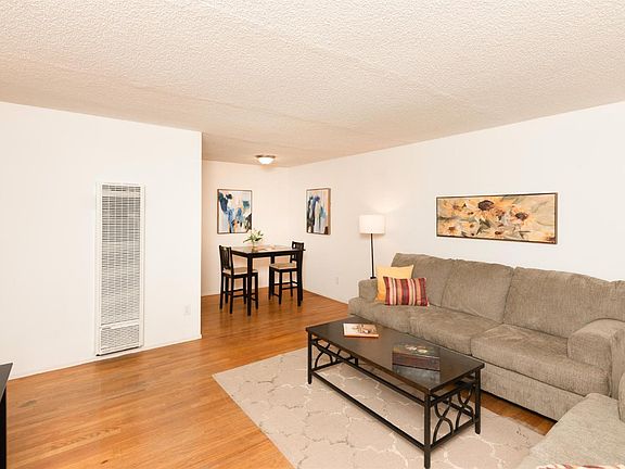 3rd image of 556 Baron Drive